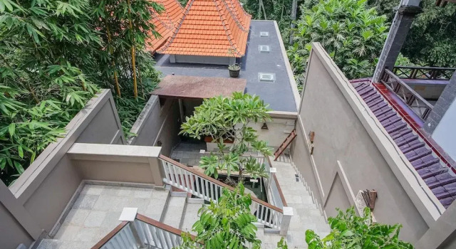Lot 18 Villa, Rezerwuj Willa Hotele w Buwit z parkingiem, Parking