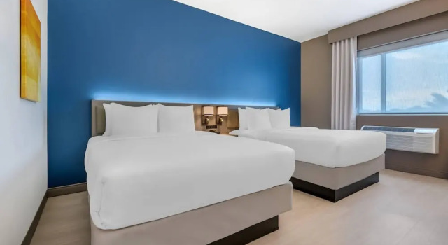 Четырёхместный номер Standard Comfort Inn & Suites Orlando Sanford Airport
