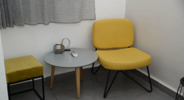 Двухместные апартаменты Цокольный этаж Stylish apt next to bograshov
