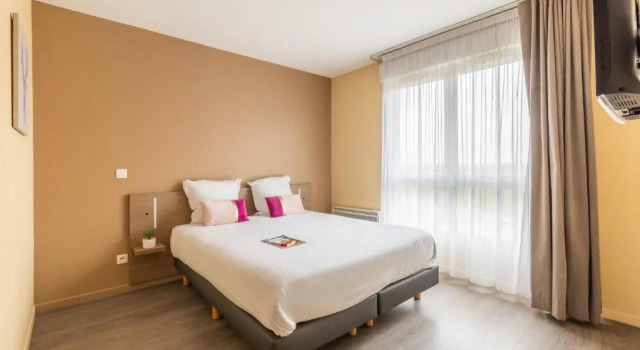 Апартаменты с 2 комнатами Zenitude Hôtel-Résidences Magny-les-Hameaux