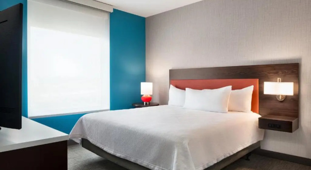 Двухместный люкс c 1 комнатой Home2 Suites By Hilton Madison Central Alliant Energy Center