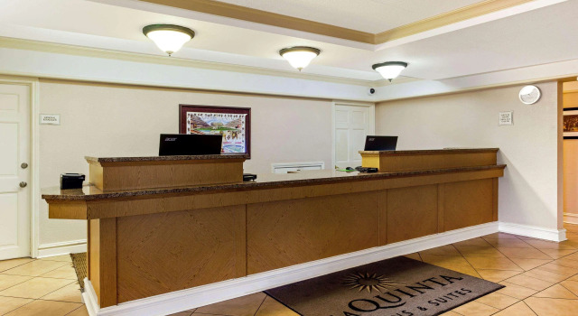 La Quinta Inn College Station, Book Hotel Billige hoteller i College Station