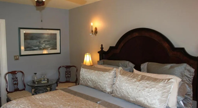 Номер Deluxe Green Oaks B&B