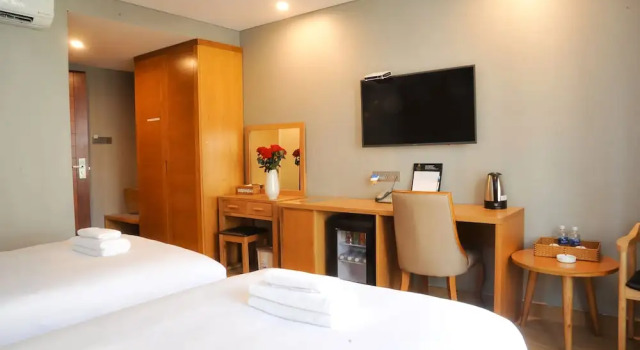 Двухместный номер Superior Imperial Saigon Hotel