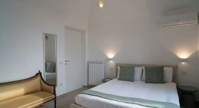Номер Classic Museum Exclusive Rooms