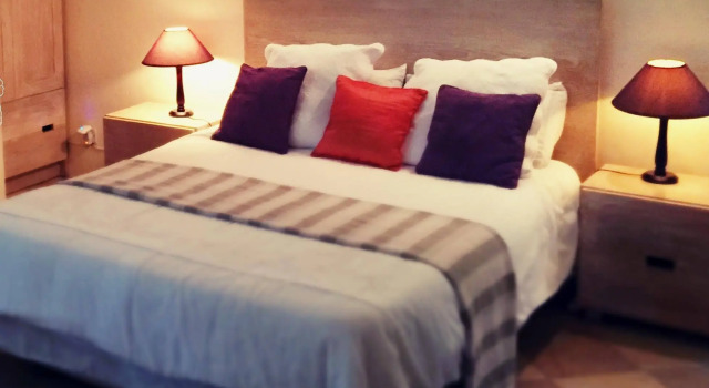 Here Paradise Hotel, Buchen Sie Hotel Hotels in Blue Bay mit Pool, Schwimmbad