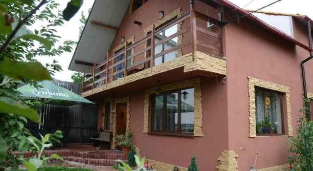 Вилла с балконом и с красивым видом из окна Ilmar House