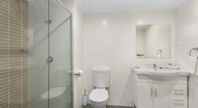 Номер Standard Quality Suites Pioneer Sands