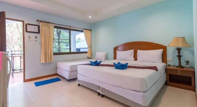 Номер Deluxe Sangthian Beach Resort