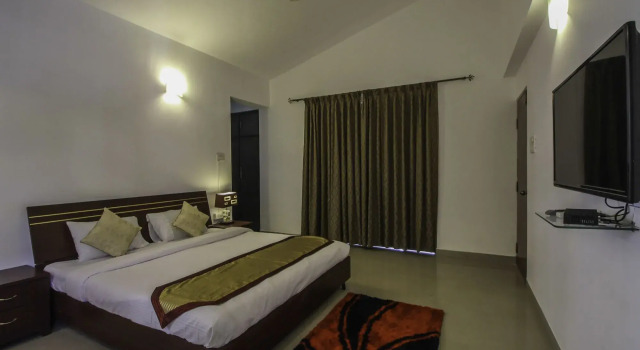 OYO Home 10748 Modern 1BHK Villa Sangolda, Book Villa Villaer i Sangolda, Villa