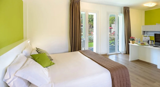 Семейный номер Standard с балконом Hotel Vischi