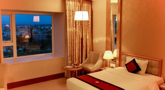 Двухместный номер Deluxe с видом на город Sai Gon Dong Ha Hotel - a member of Saigontourist Group