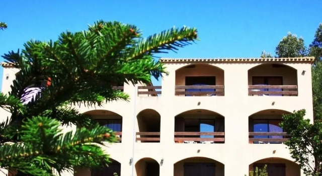 Residence I Delfini, Забронировать Отель Тьючча South Corsica
