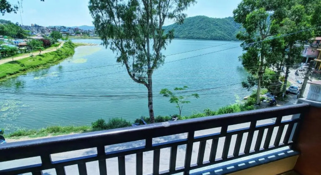 Кровать в общем номере Hotel Forest Lake Backpackers Hostel