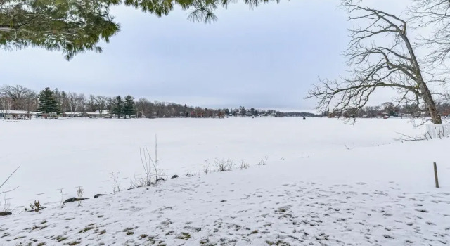 Rice Lake Escape w/ Private Dock: 1 Mi to Main St, Reserva ahora Hotel Rice Lake 