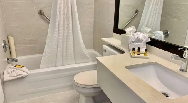 Номер Standard Best Western Plus Regency Inn and Conference Centre