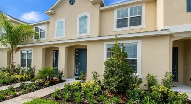 Orlando's Newest Resort Community Town Home 4 Bedroom Townhouse by Redawning