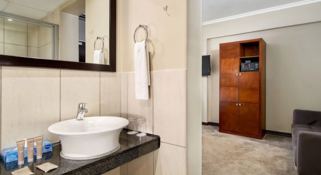 Двухместный номер Deluxe с видом на город Protea Hotel by Marriott Pretoria Hatfield
