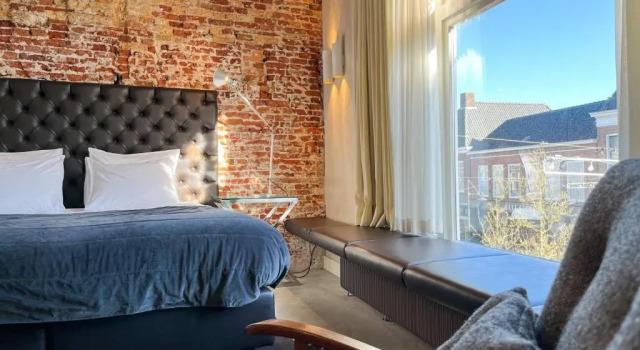 Люкс Deluxe Van der Gang Suites