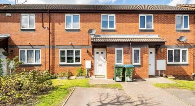 Stylish 3 bed house, large garden, Parking, WiFi - Esho Stays, Забронировать Апартаменты/квартира Апартаменты Уэст-Мидлендс, Апартаменты/квартира