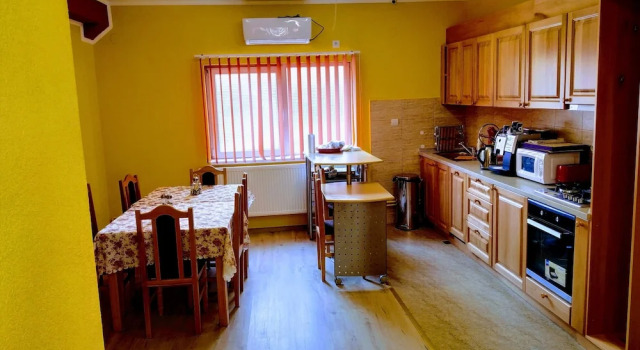 Трёхместный номер Standard с видом на город Venesis House