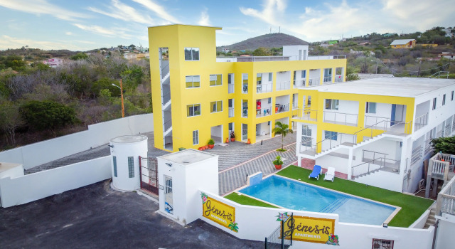 La Casita Amarilla, Luxury, Charm & Best Location!