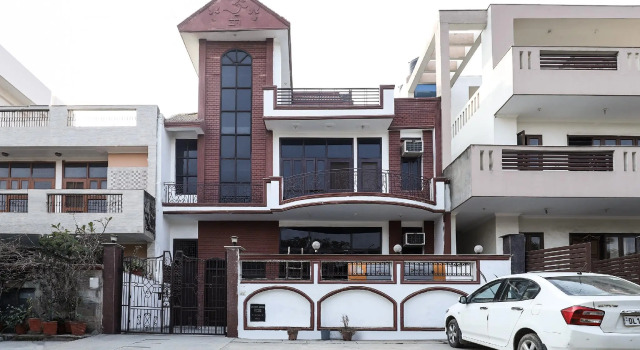 OYO 26753 Sona guest house, Забронировать Гостевой дом Гостевые дома Нойда, Гостевой дом