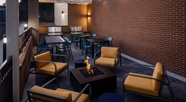 Home2 Suites By Hilton Memphis Downtown