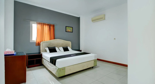 Номер Deluxe Hotel O Depok near Bhayangkara BRIMOB Hospital Formerly Hotel Mutiara Kelapa Dua Depok