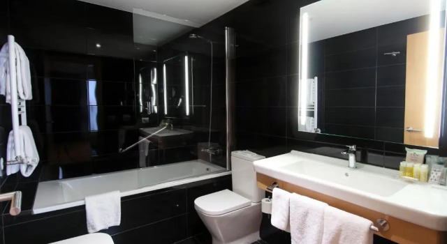 Двухместный номер Eurostars Blue Coruña