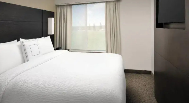 Четырёхместный люкс Residence Inn by Marriott Modesto North
