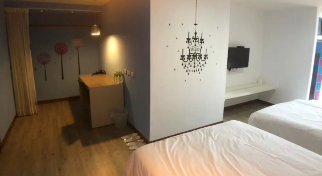 Traveller.story, Забронировать Отель Отели Тайнань 3 звезды, рядом с Zhongshan Park, 3*