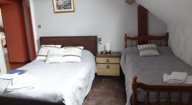 Chambres à La Ferme, Book Hotel Millau Aveyron