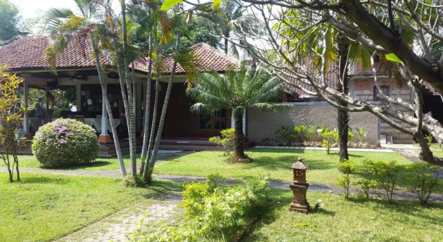Bayumantra Bungalows, Забронировать Отель Отели провинции Бали с завтраком, Завтраки