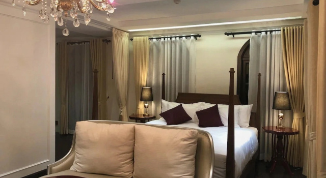 Номер Deluxe Nanta Glam CM Hotel & Residences