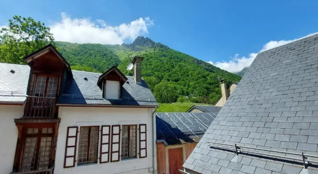 Studio avec balcon face à la montagne, Rezervasyon Daire Pyrenees National Park otoparklı oteller, Otopark
