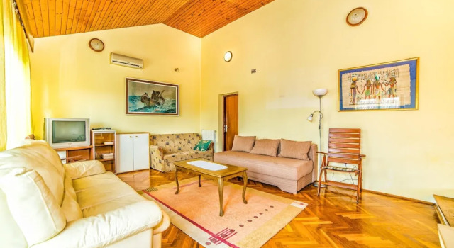 Apartment Belušić / Three Bedrooms A1, Prenota Appartamento Valbandon Istria