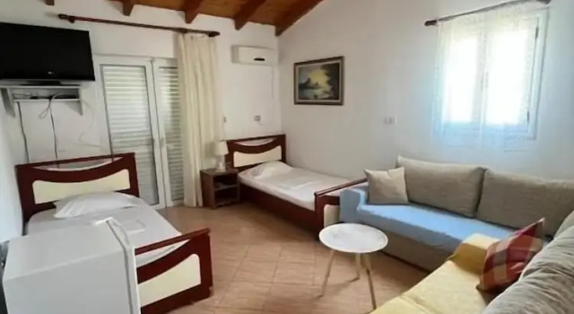 Номер Standard c 1 комнатой с видом на море Hotel Portokali
