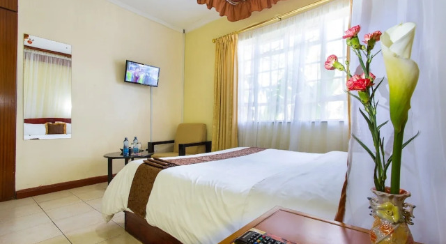 Двухместный номер Standard Convent International Hotel- Nairobi