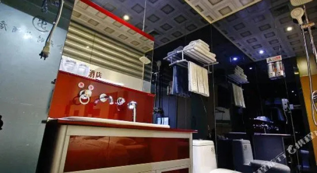 宝鸡金天时尚酒店, Buchen Sie Hotel Baoji Shaanxi