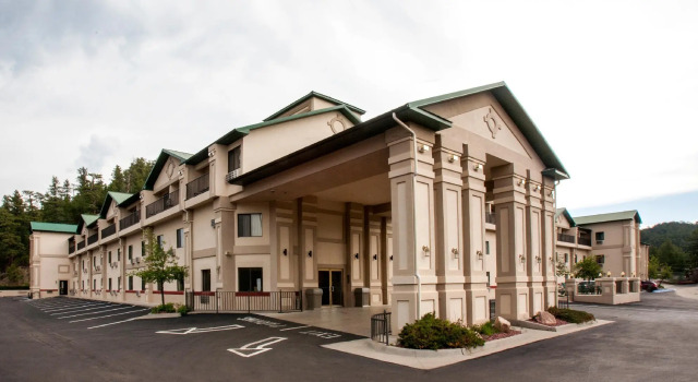 Двухместный номер Standard Baymont by Wyndham Keystone Near Mt. Rushmore