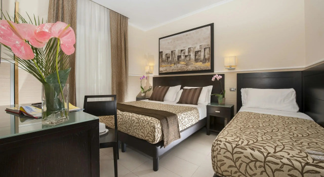 Трёхместный номер Yes Hotel Boutique Rome