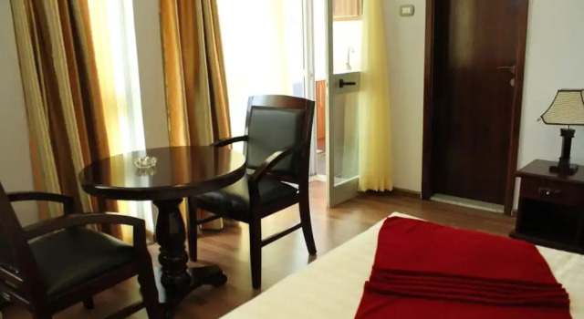 Двухместный номер Deluxe с балконом Oasis Hotel Apartment