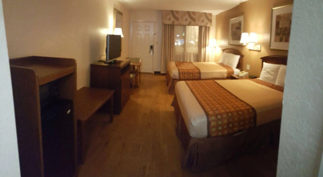 Regency Inn & Suites, Buchen Sie Gasthaus Gladewater Texas