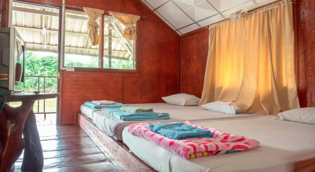 Happiness Resort, Забронировать Курортный отель Сай-Йок Sai Yok National Park, рядом с Пещера Красае