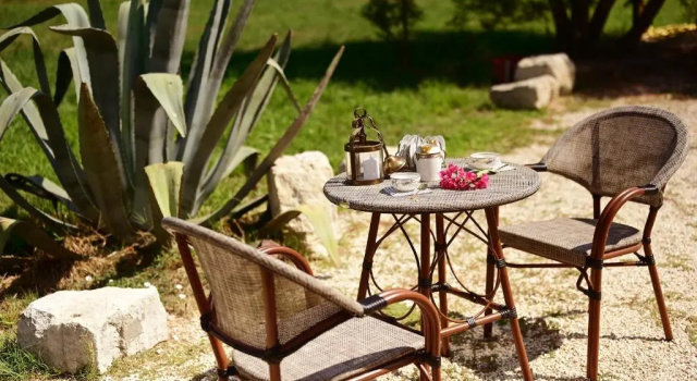Maison Tara Verte Au Mas Montredon, Rezervasyon Bed and Breakfast Arles otoparklı oteller, Otopark
