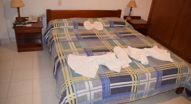 Standart dört kişilik oda Hotel Portal del Sol