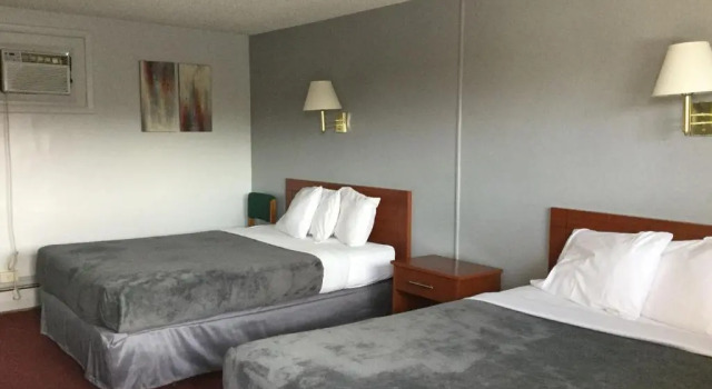 Четырёхместный номер Standard Swiss Cottage Inn