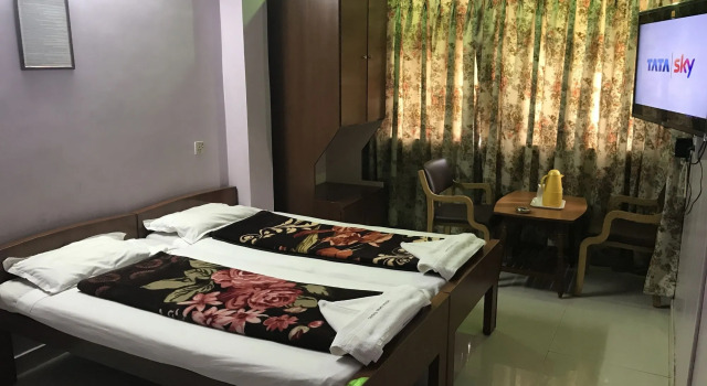 Campal Beach Resort, Varaa Lomakeskus Hotellit Panaji pysäköinnillä, Pysäköinti