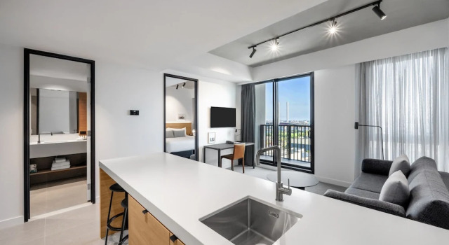Апартаменты Executive c 1 комнатой с балконом Nesuto Docklands